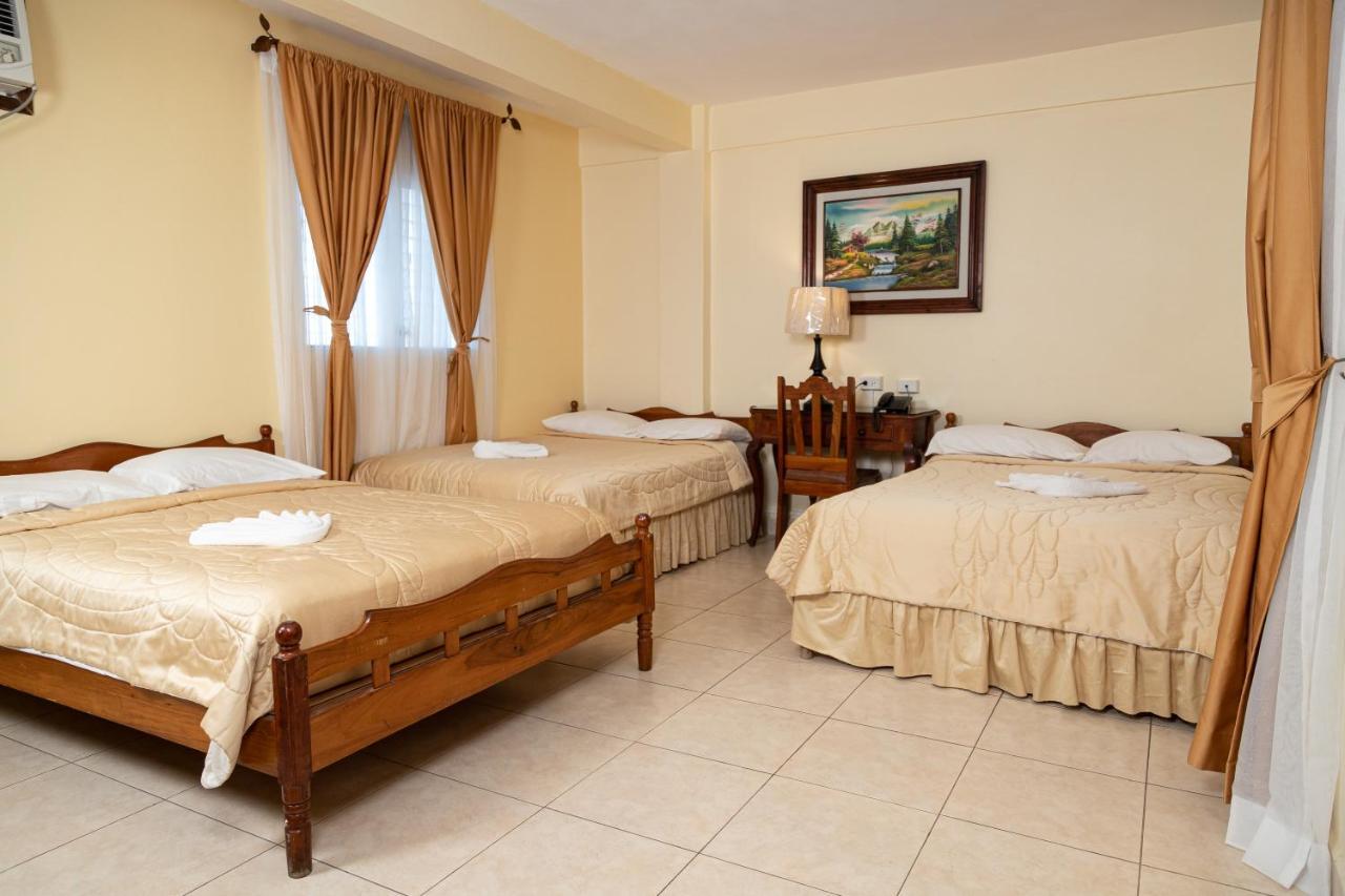 Hotel Internacional Palmerola Comayagua Esterno foto